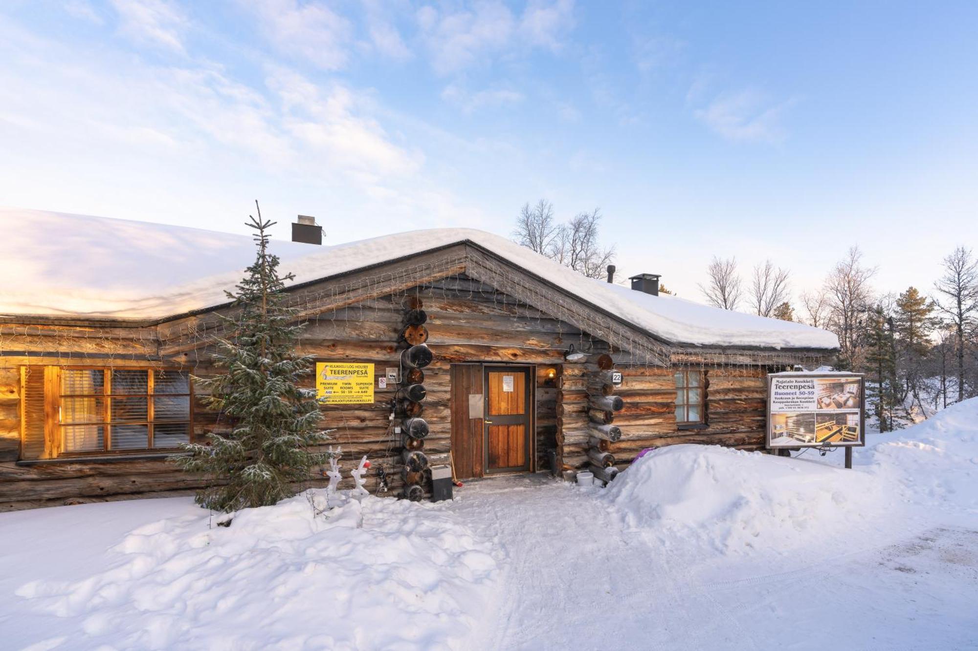 Kuukkeli Log Houses Teerenpesae Saariselkä Buitenkant foto